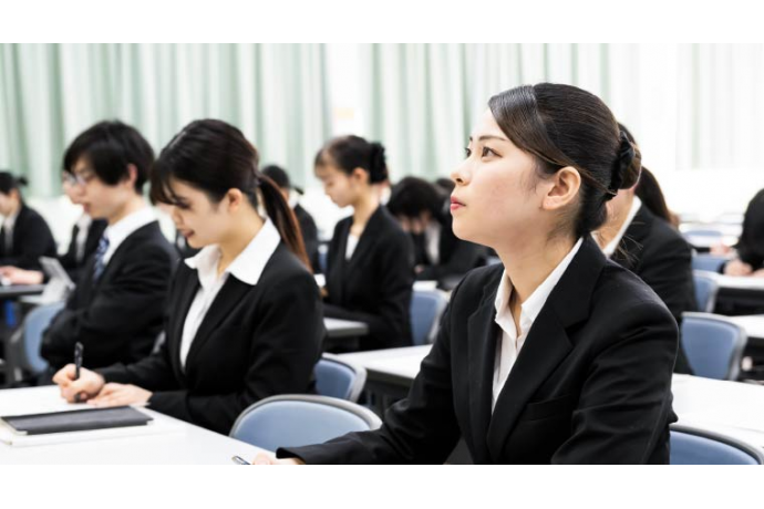 神田外語学院の雰囲気3