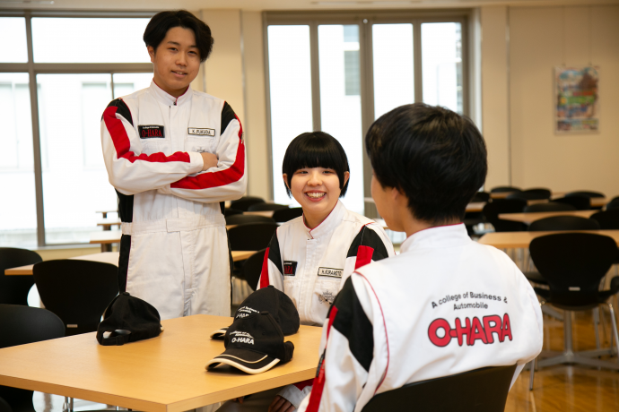 専門学校　西日本昴自動車工科大学校の雰囲気3