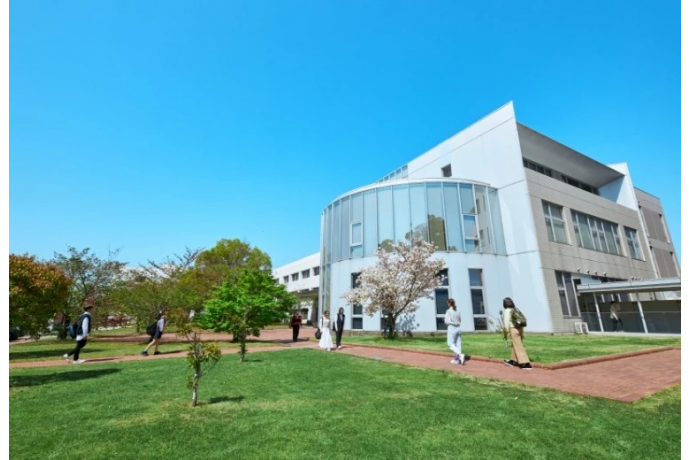 豊橋創造大学の雰囲気1