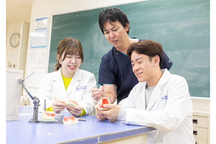 新大阪歯科技工士専門学校の雰囲気3