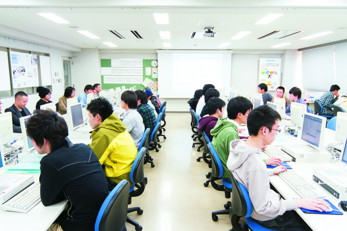 日本電子専門学校の雰囲気3
