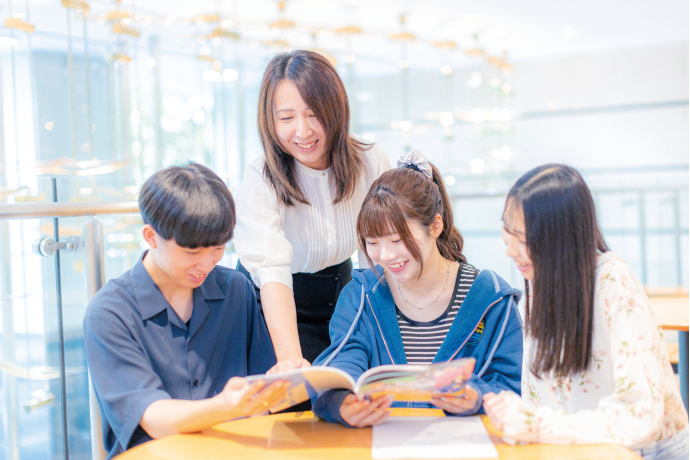 【学校法人立志舎】大阪ITプログラミング＆会計専門学校・大阪法律公務員専門学校・大阪動物専門学校の雰囲気3