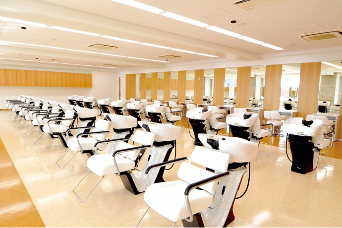 ジェイヘアメイク美容専門学校の雰囲気2