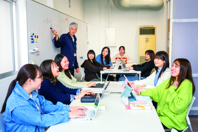 筑紫女学園大学の雰囲気2